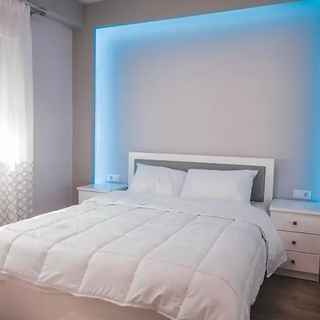 Lovely With Balcony In The City Center * Katerini