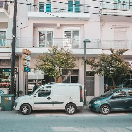 Apartment Lovely With Balcony In The City Center Katerini